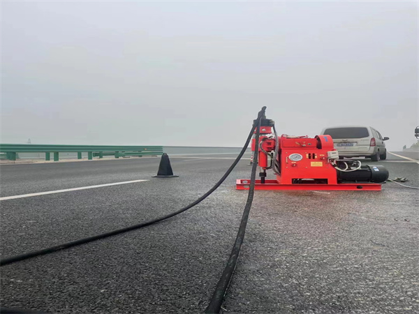 叶县马路路基路面开裂下沉注浆加固灌浆